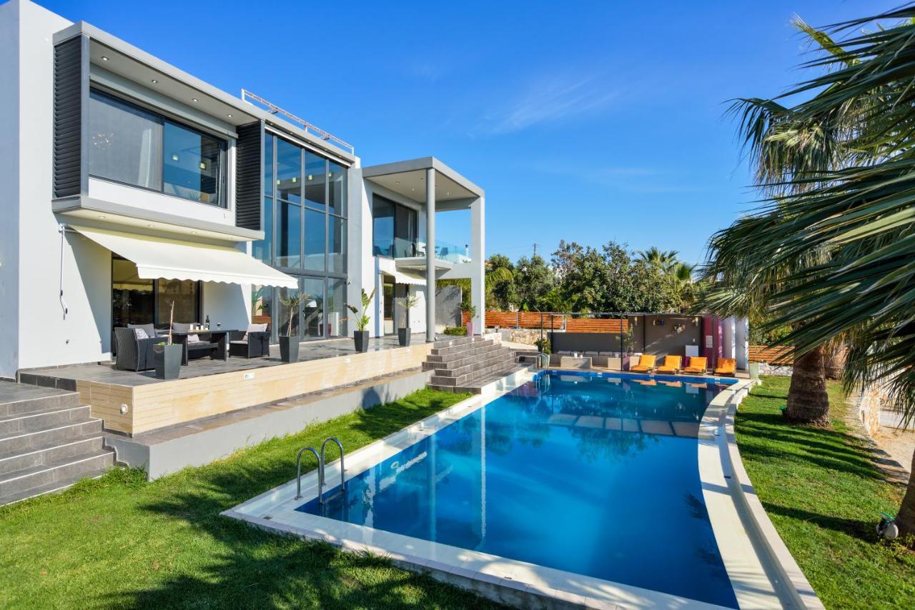 Adorno Luxury Villas Chorafakia Exterior foto